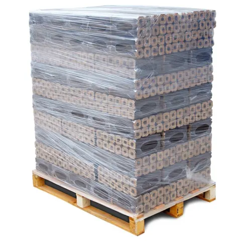 Holzbriketts in Würfelform aus unbehandelten Holzspänen, Restfeuchte 7 %